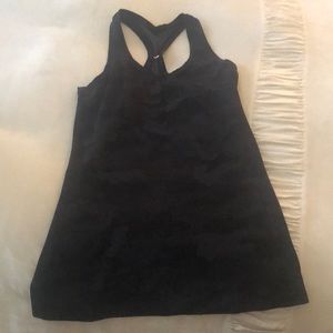 Lululemon tank
